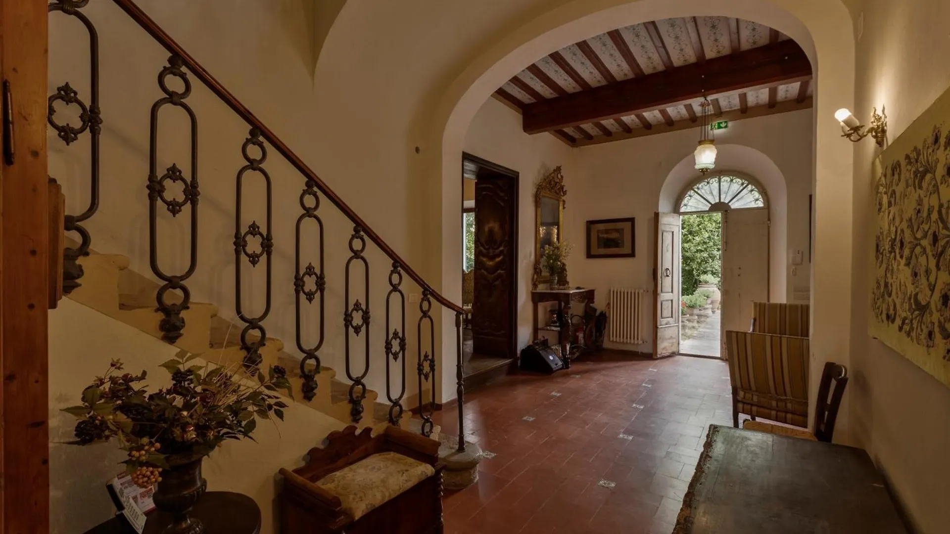 Timeless Elegance Villa Poggibonsi
