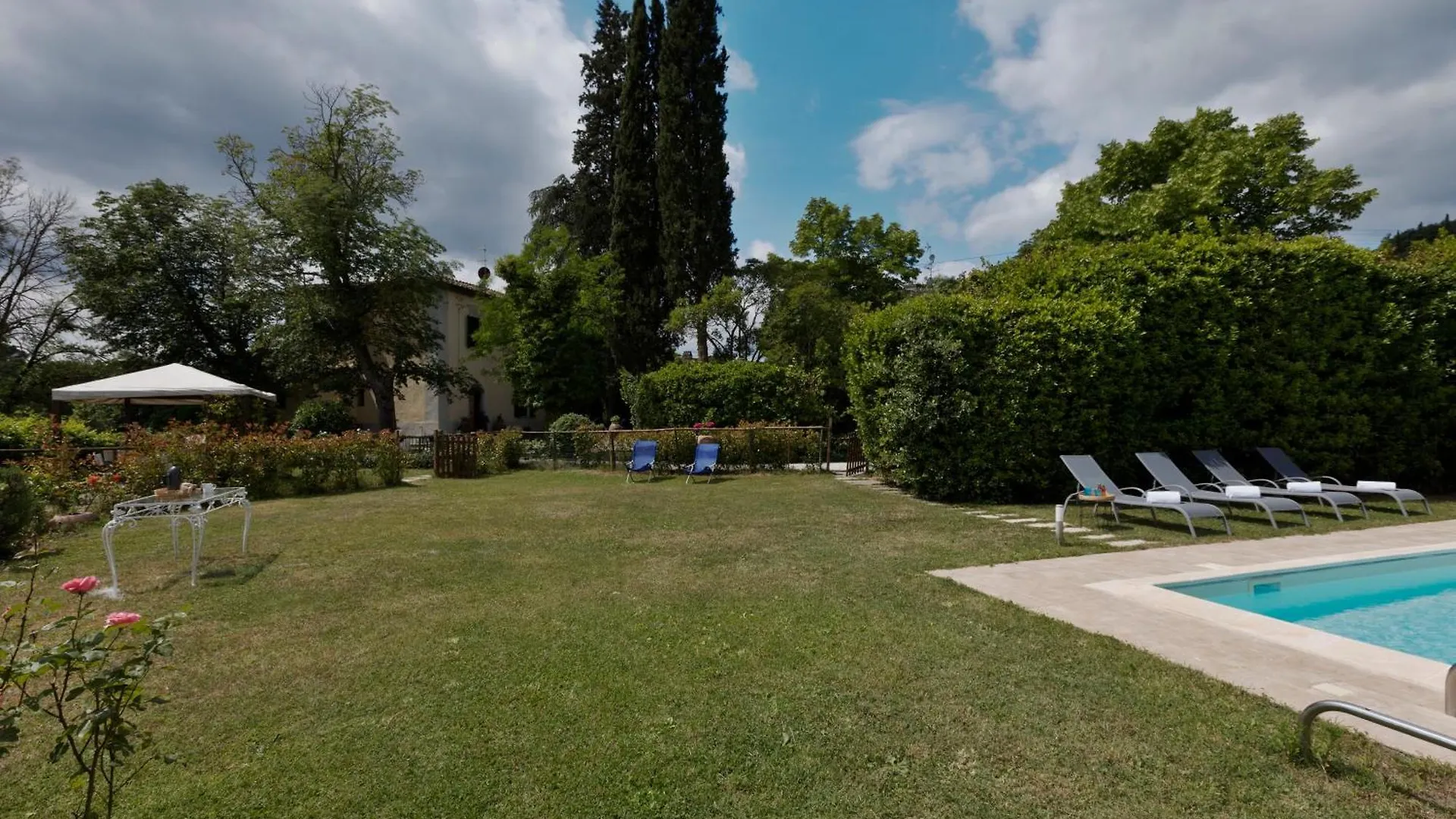 Timeless Elegance Villa Poggibonsi