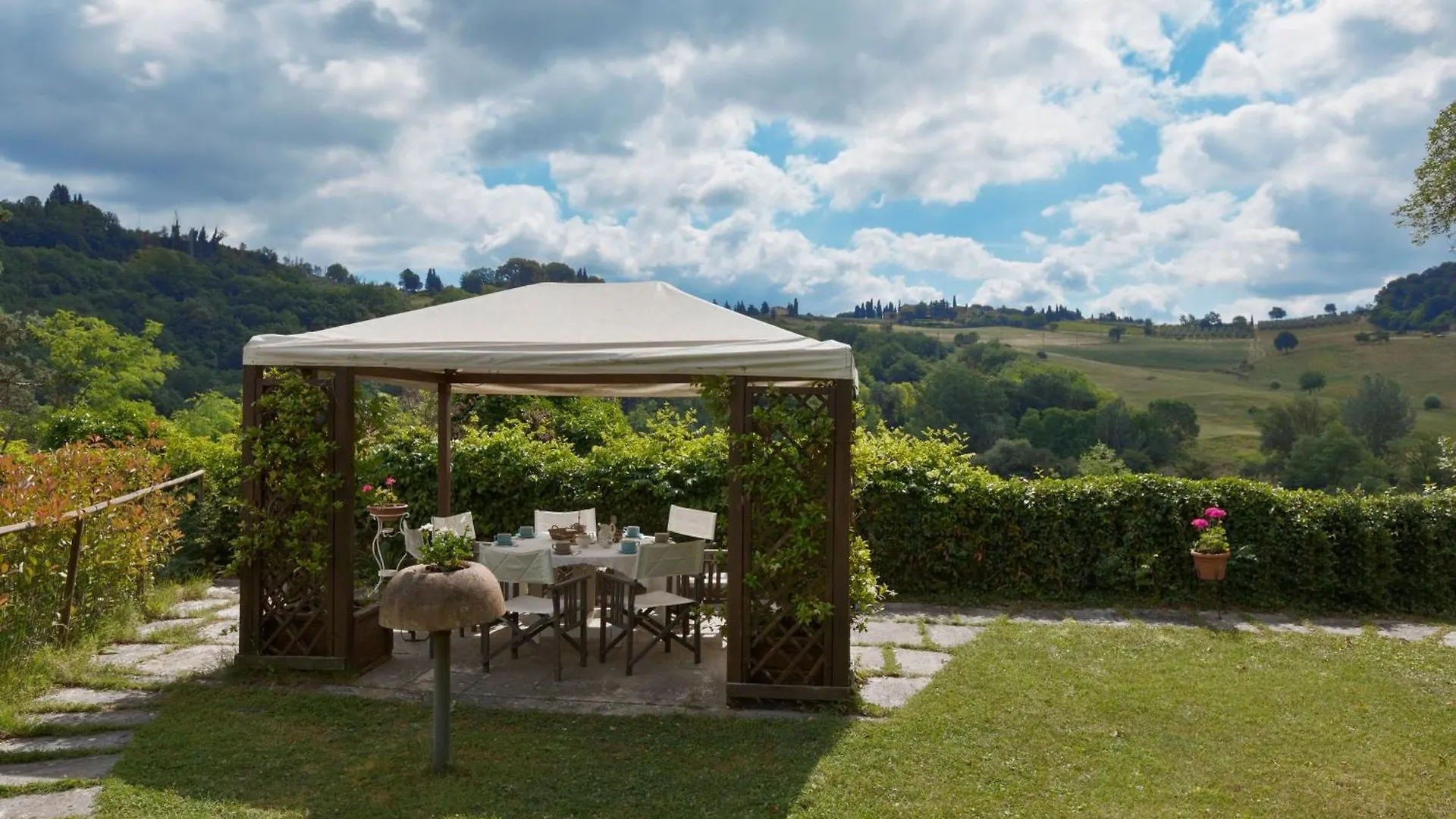 Timeless Elegance Villa Poggibonsi