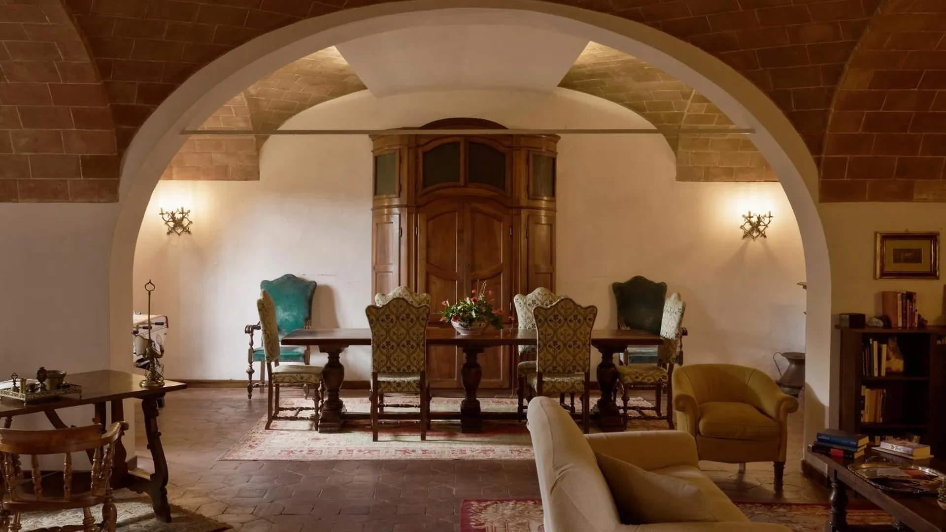 Timeless Elegance Villa Poggibonsi